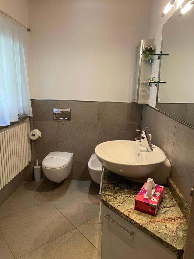 Casa Delle Olive 1 Lejlighed Oliveto Lario Eksteriør billede